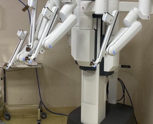 Photo de la machine DA Vinci qui aide les patients à récupérer de leurs opérations